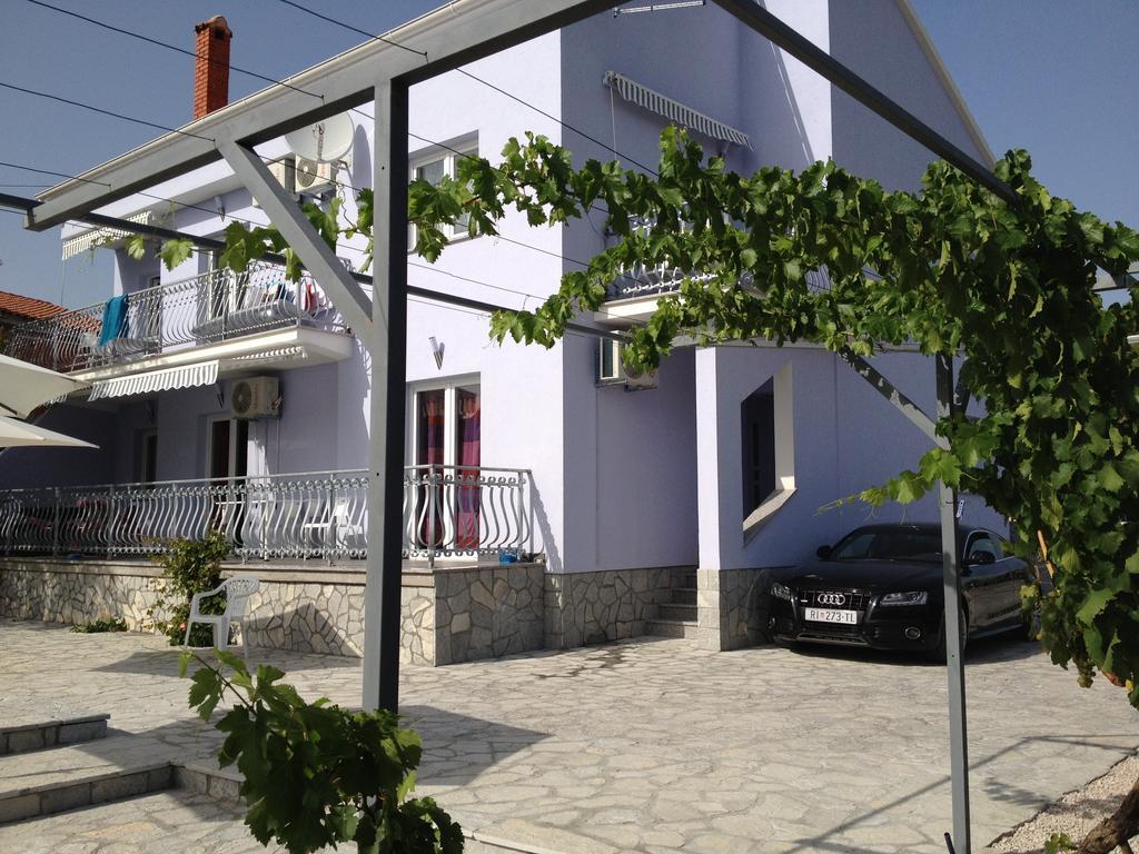 Apartments Jerine Tribalj 외부 사진